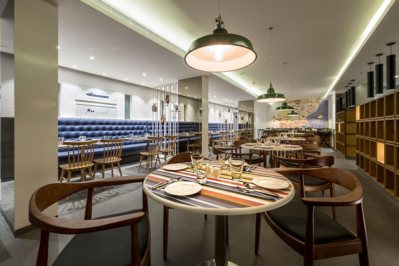 The Port Hotel Визакхапатнам Екстериор снимка